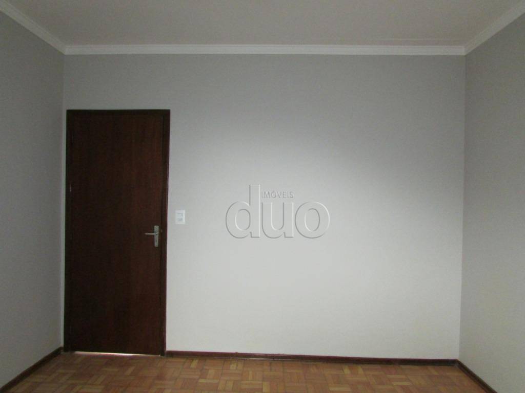 Casa para alugar com 3 quartos, 130m² - Foto 37