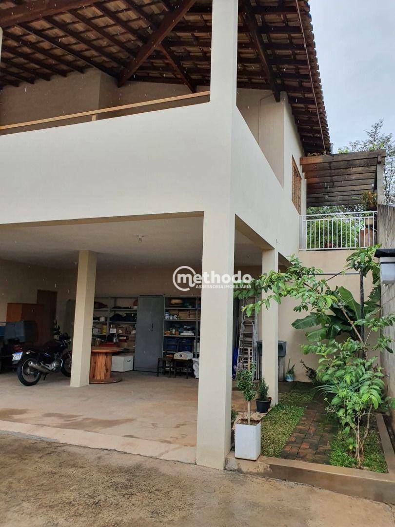 Casa à venda com 4 quartos, 230m² - Foto 7