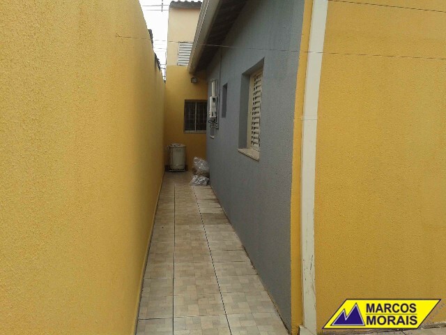 Casa à venda com 2 quartos, 90m² - Foto 21