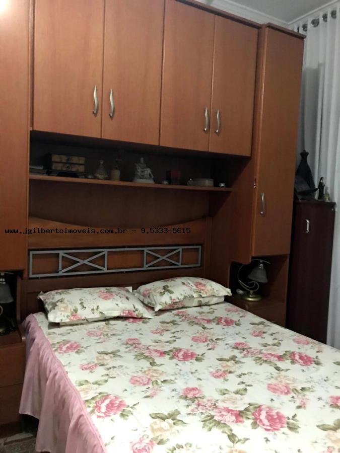 Apartamento à venda com 2 quartos, 80m² - Foto 3