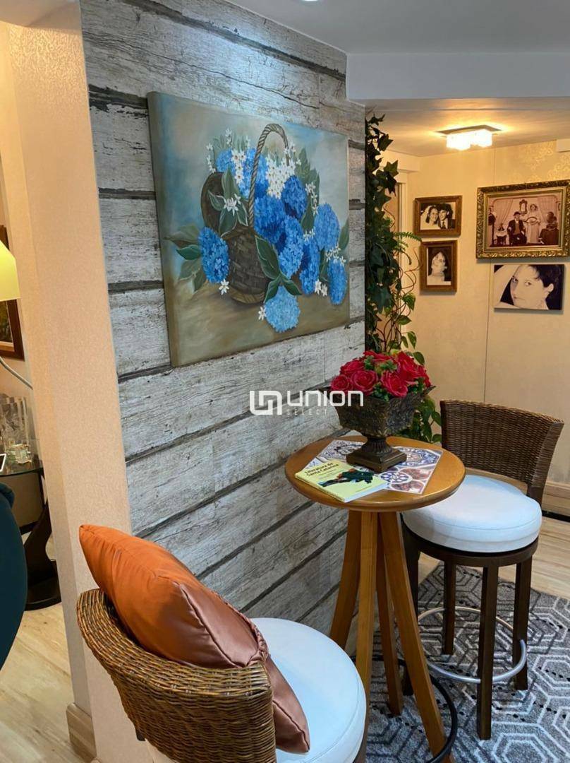 Apartamento à venda com 3 quartos, 119m² - Foto 4