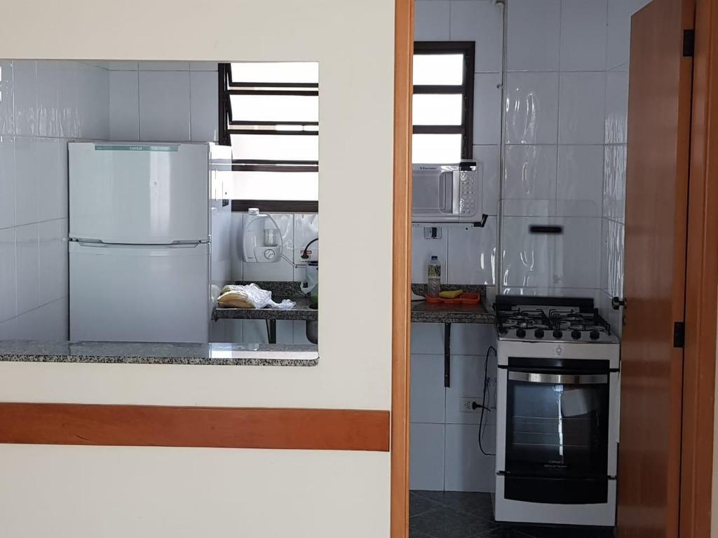 Apartamento à venda com 2 quartos, 64m² - Foto 7