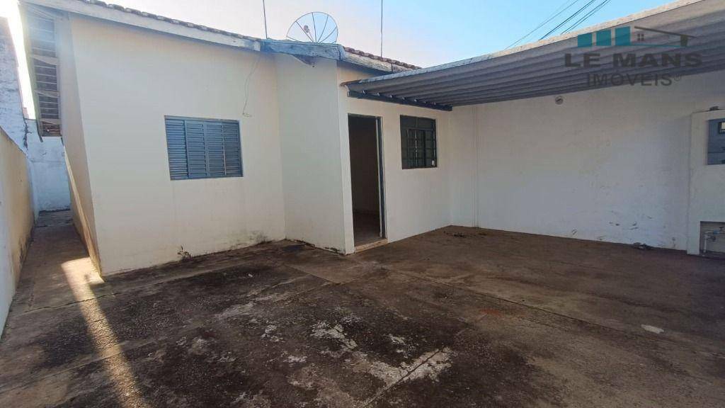 Casa de Condomínio à venda e aluguel com 2 quartos, 64m² - Foto 2