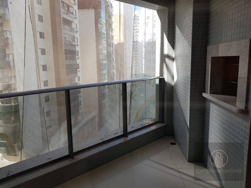 Apartamento à venda com 4 quartos, 182m² - Foto 7