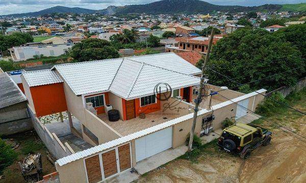 Casa à venda com 2 quartos, 110m² - Foto 2