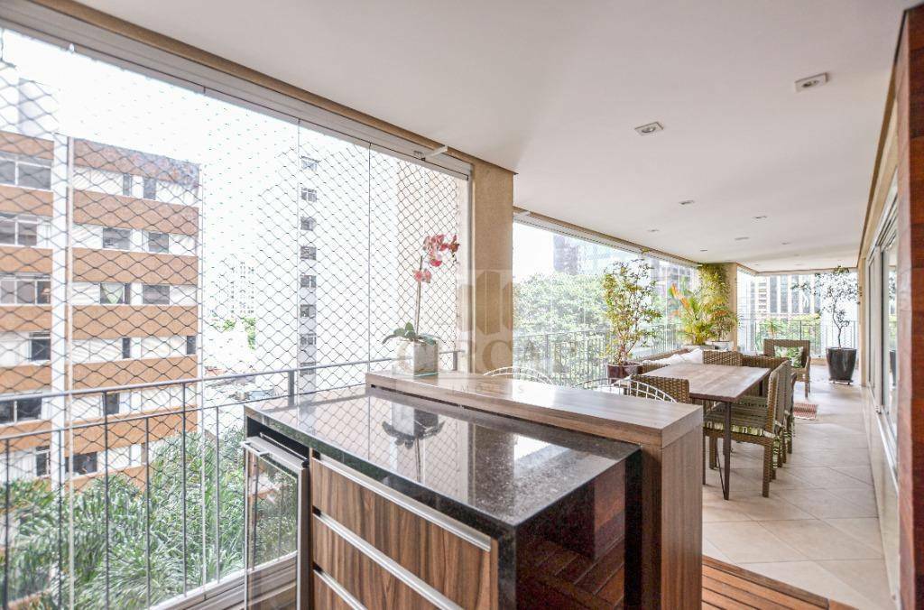 Apartamento à venda com 3 quartos, 223m² - Foto 7