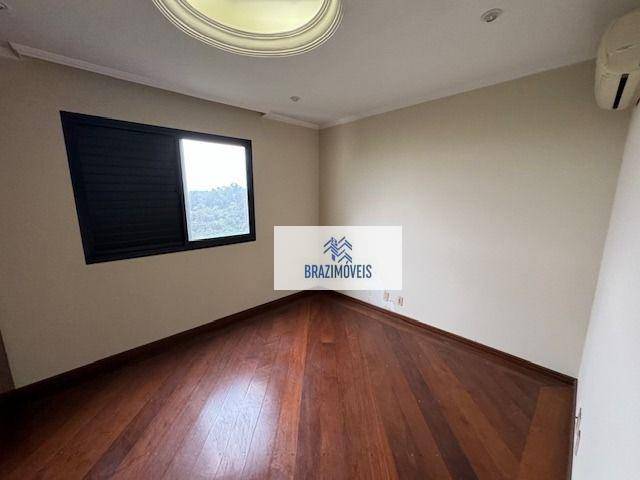 Apartamento à venda com 3 quartos, 192m² - Foto 3