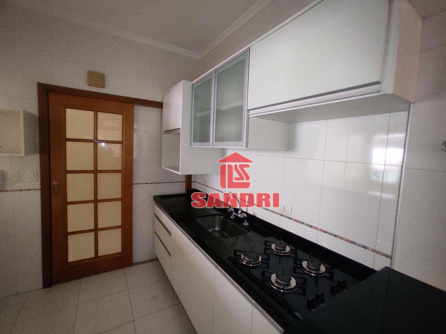 Apartamento à venda com 2 quartos, 70m² - Foto 5