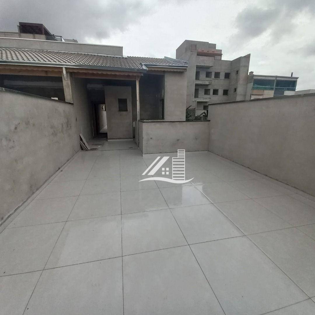 Cobertura à venda com 2 quartos, 100m² - Foto 1