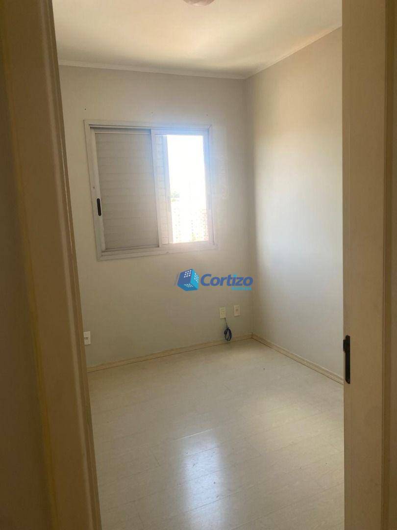 Apartamento à venda com 3 quartos, 72m² - Foto 11