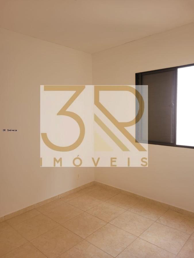 Apartamento à venda com 2 quartos, 43m² - Foto 2