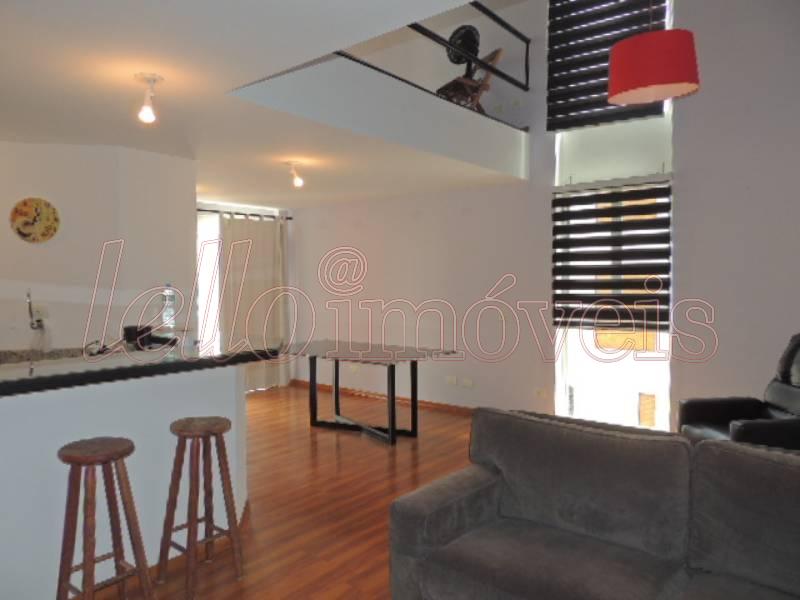 Loft para alugar com 1 quarto, 95m² - Foto 2