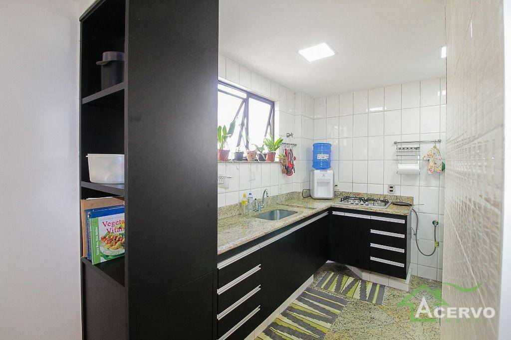 Cobertura à venda com 4 quartos, 197m² - Foto 7