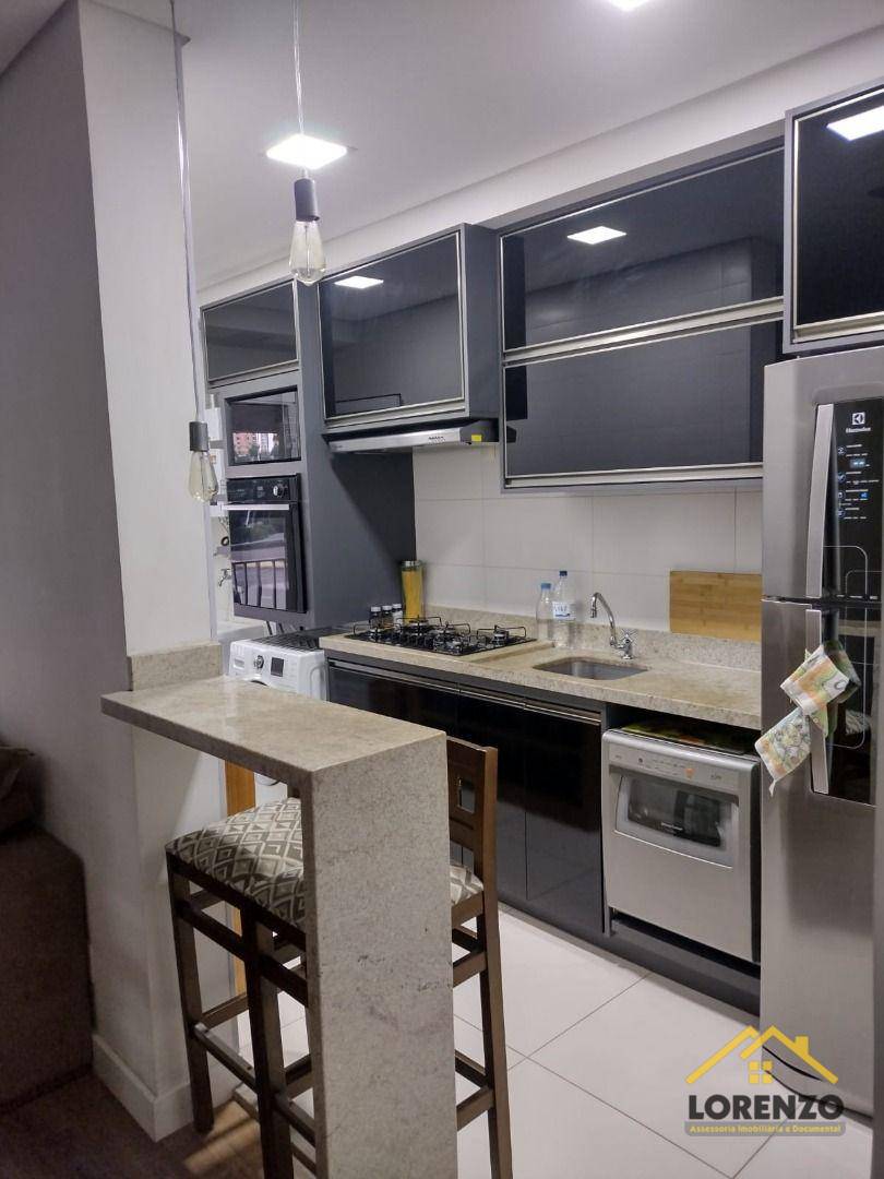 Apartamento à venda com 2 quartos, 77m² - Foto 9