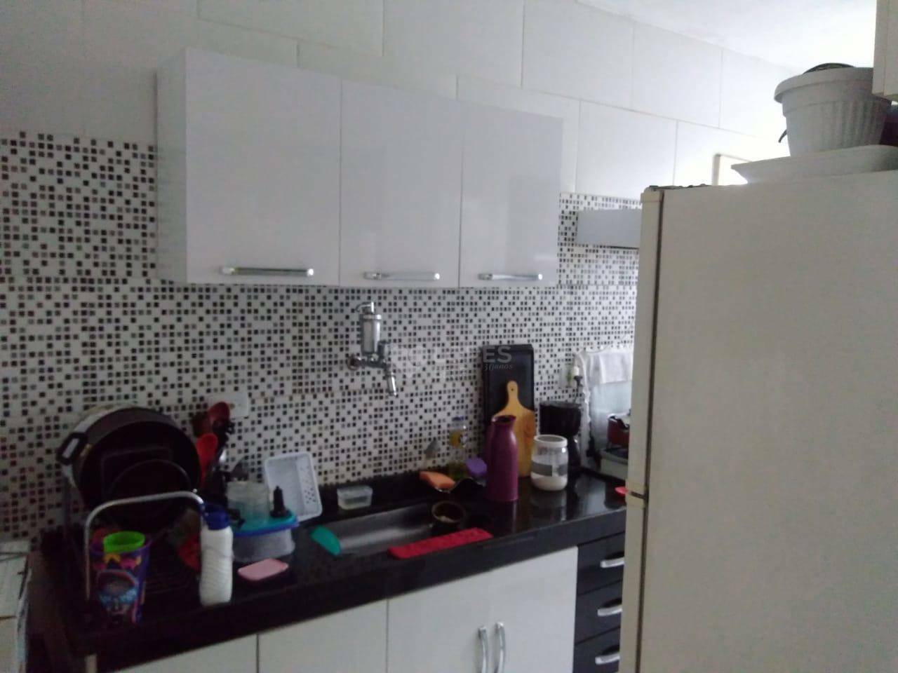 Apartamento à venda com 2 quartos, 60m² - Foto 3