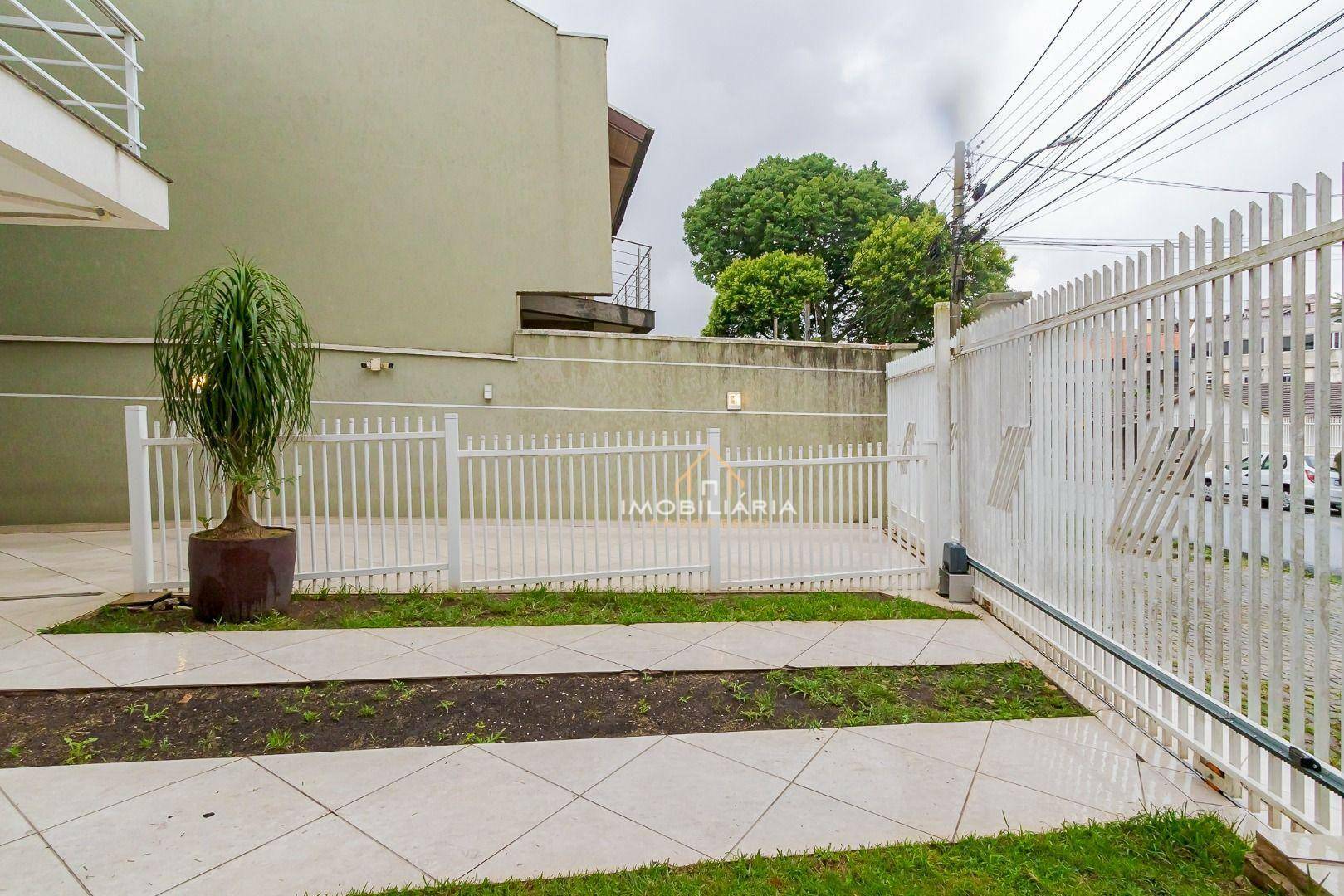 Casa para alugar com 4 quartos, 360m² - Foto 5