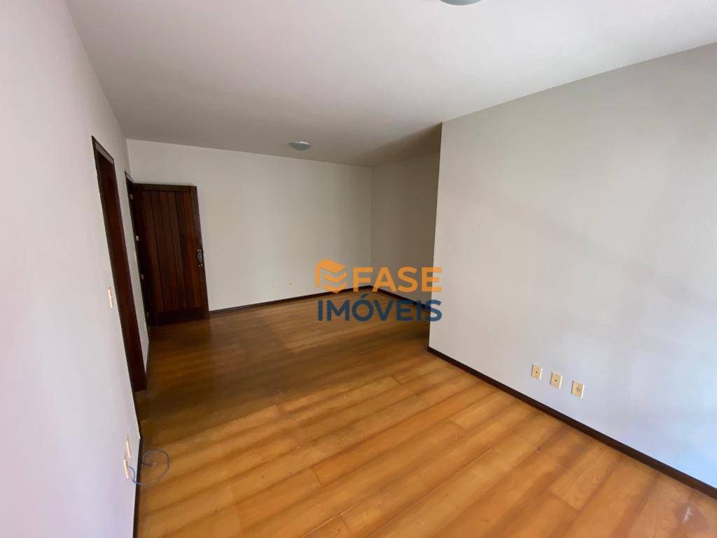 Apartamento à venda com 3 quartos, 99m² - Foto 3