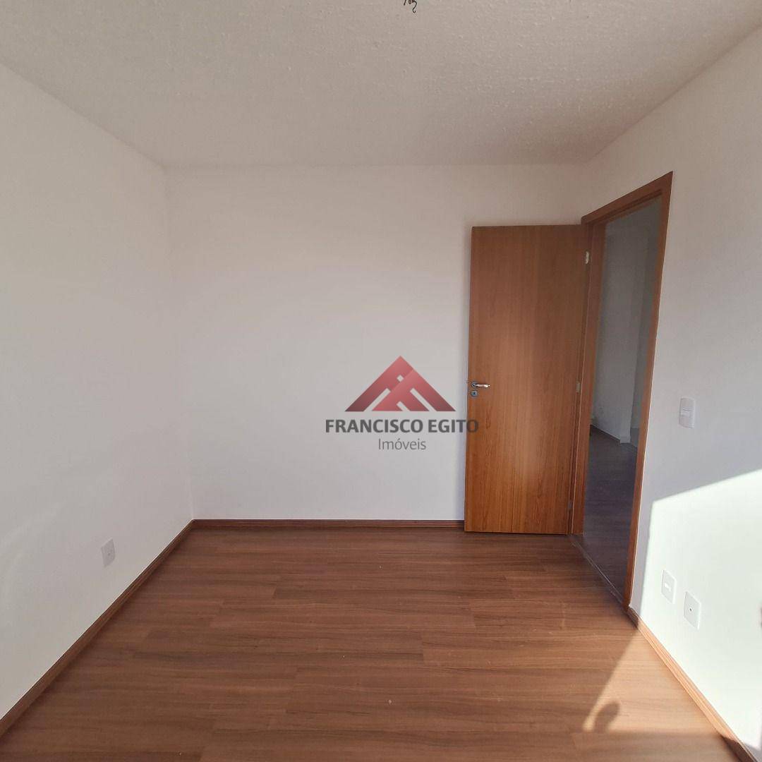 Apartamento para alugar com 2 quartos, 42m² - Foto 11