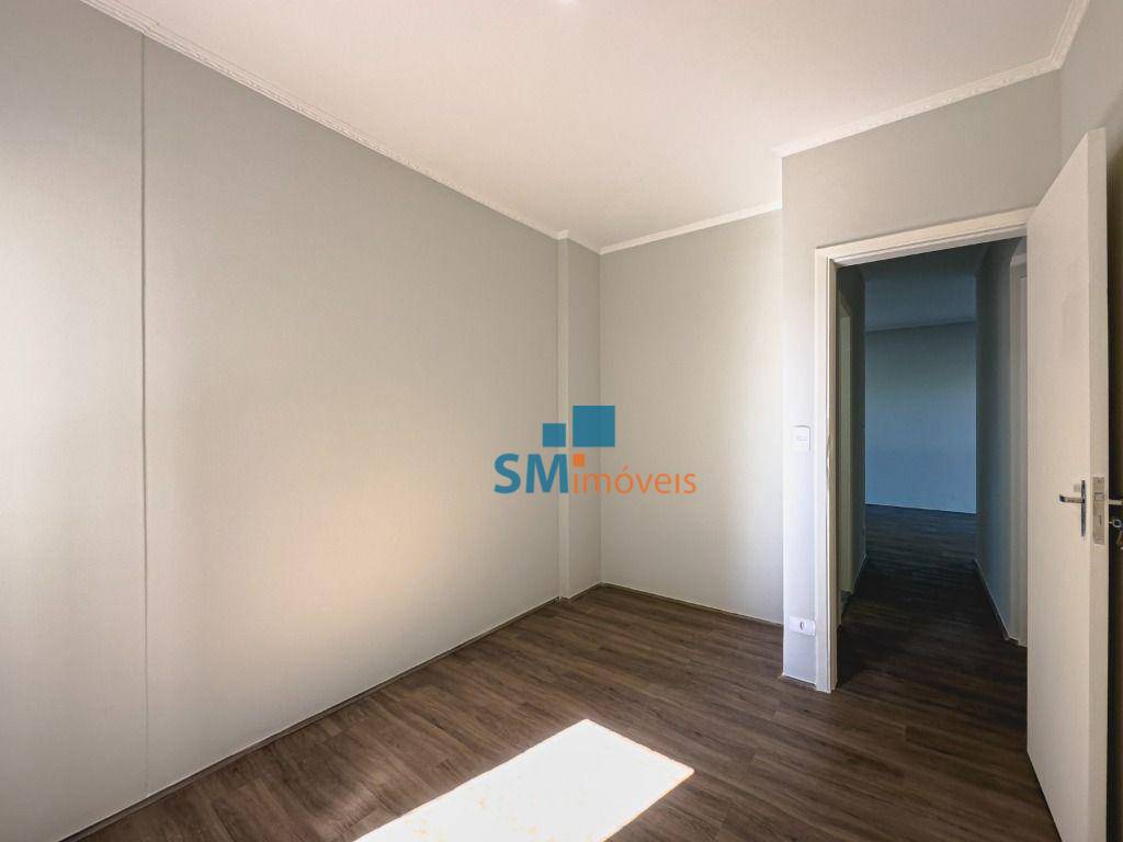 Apartamento à venda com 3 quartos, 43m² - Foto 3