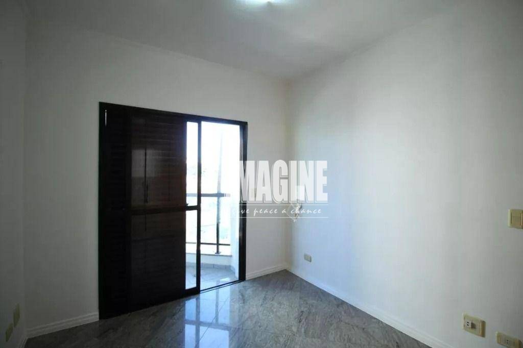 Apartamento à venda com 3 quartos, 95m² - Foto 12