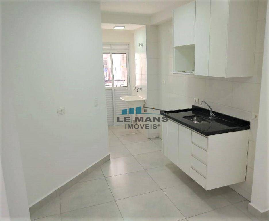 Apartamento à venda com 2 quartos, 66m² - Foto 8