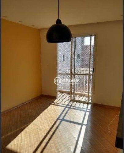 Apartamento para alugar com 2 quartos, 60m² - Foto 6