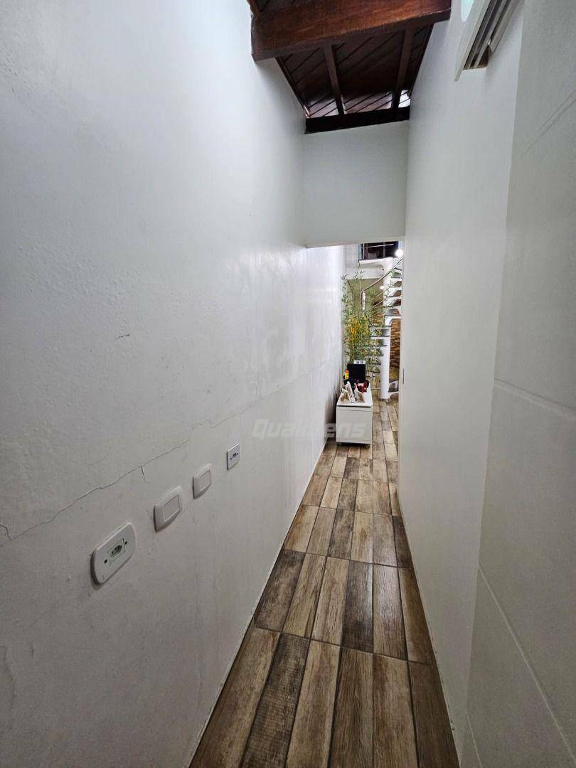 Sobrado à venda com 2 quartos, 182m² - Foto 44