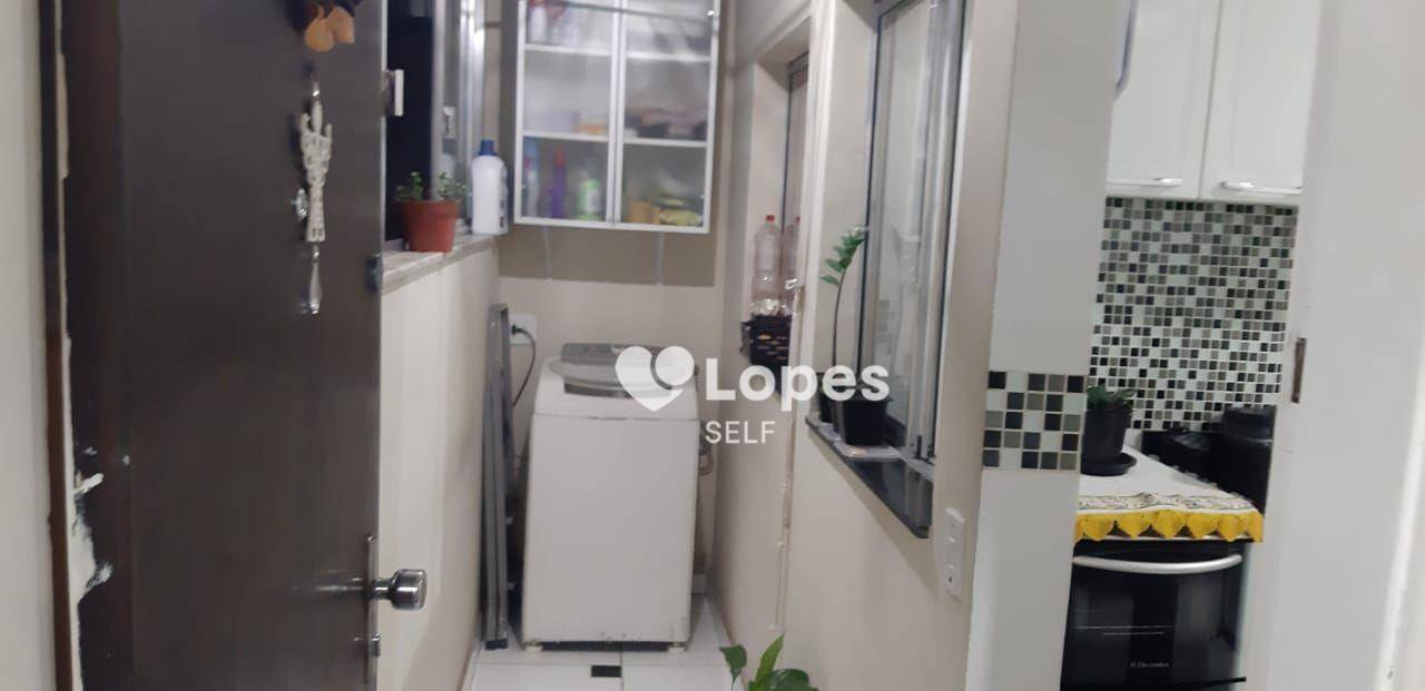 Apartamento à venda com 2 quartos, 70m² - Foto 7