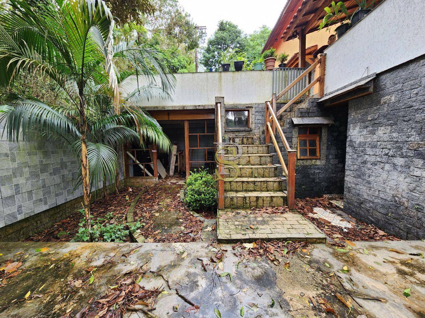 Casa de Condomínio à venda com 4 quartos, 320m² - Foto 34