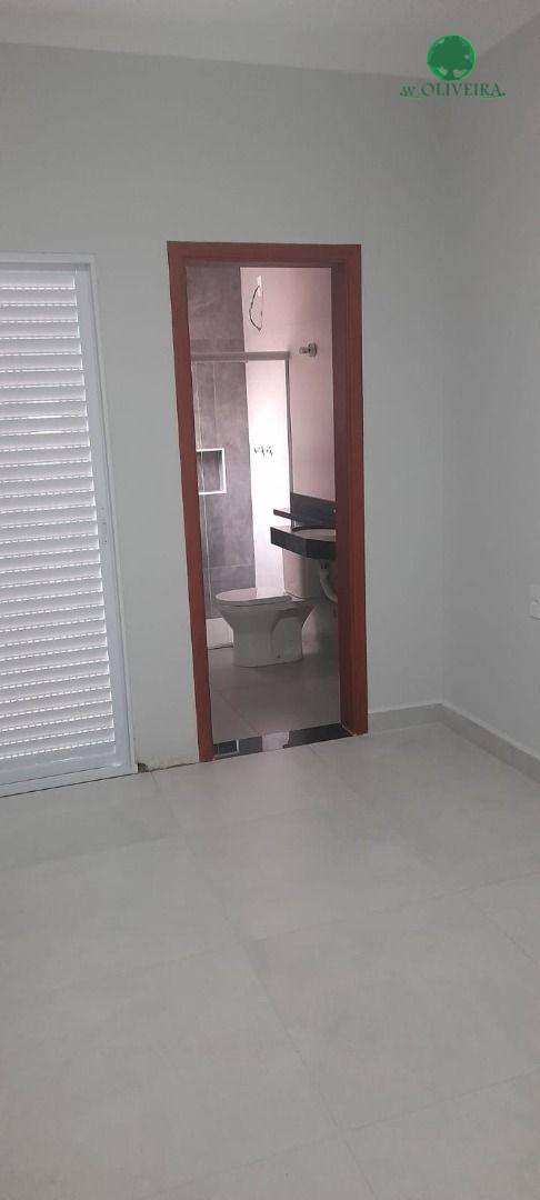 Casa à venda com 3 quartos, 105m² - Foto 9