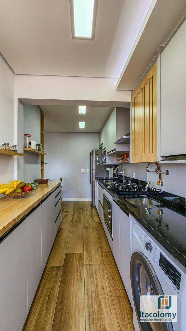 Apartamento à venda com 2 quartos, 67m² - Foto 14