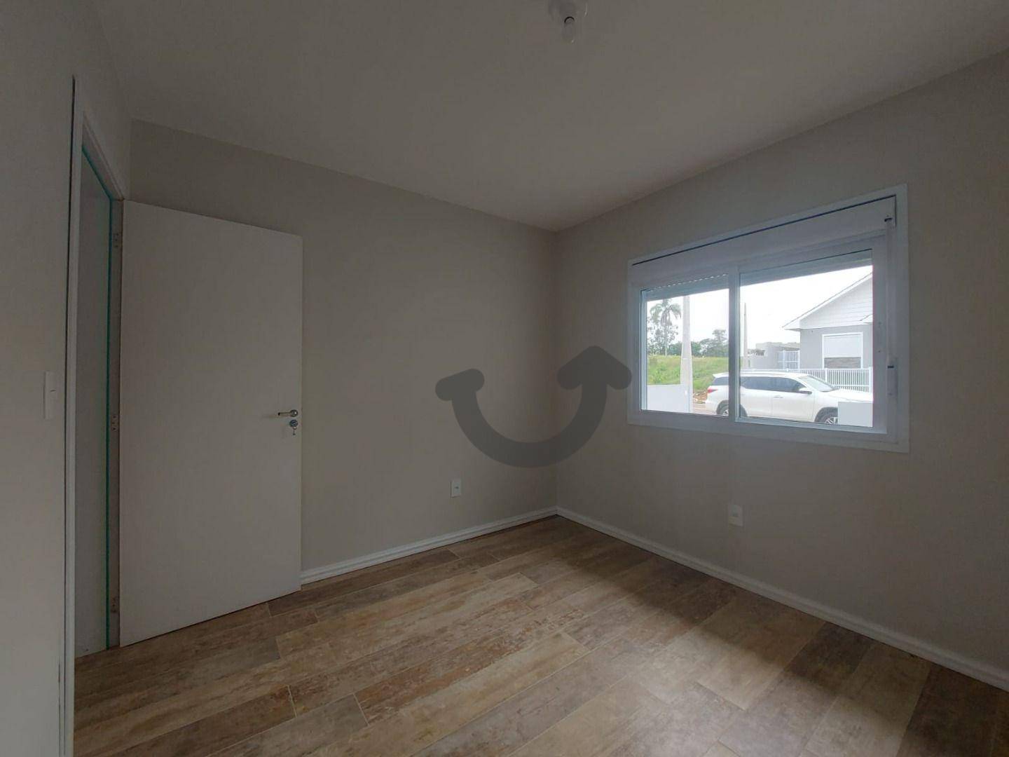 Casa à venda com 2 quartos, 80m² - Foto 3