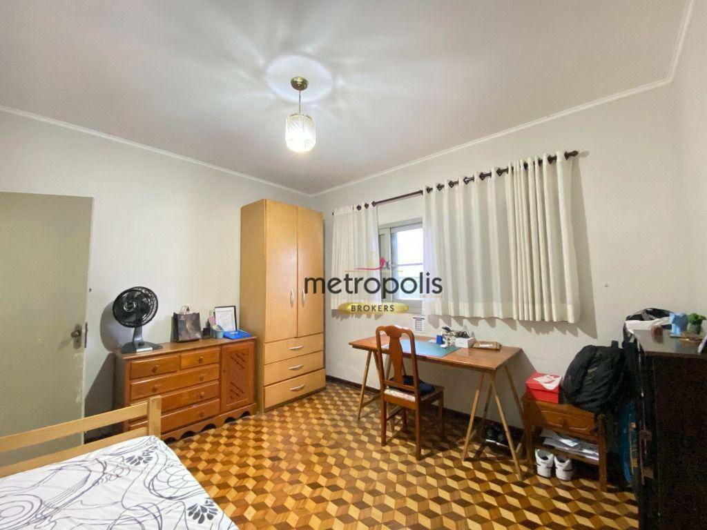 Casa à venda com 4 quartos, 250m² - Foto 26