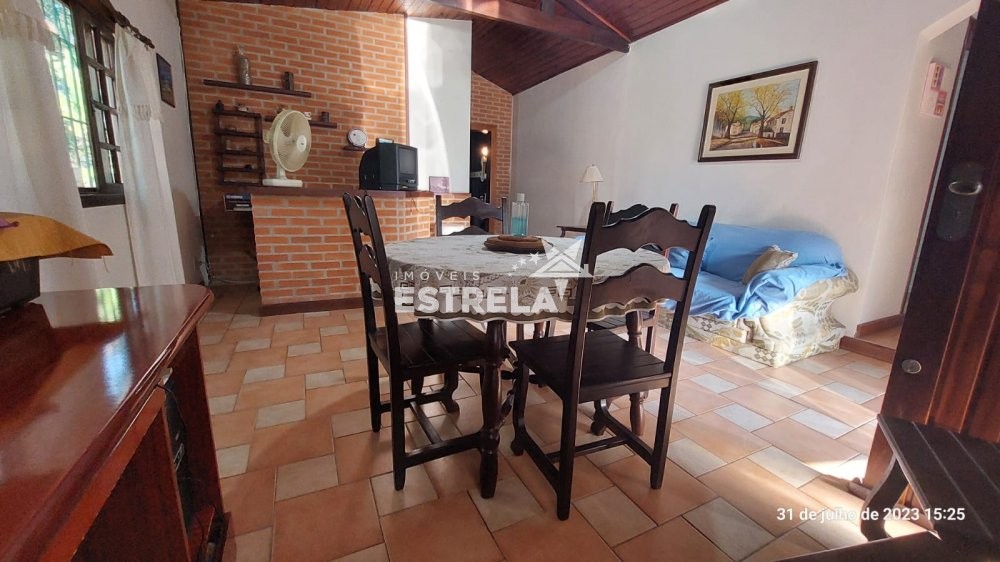 Casa à venda com 3 quartos, 209m² - Foto 26