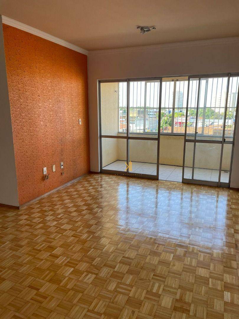 Apartamento à venda com 3 quartos, 110m² - Foto 3