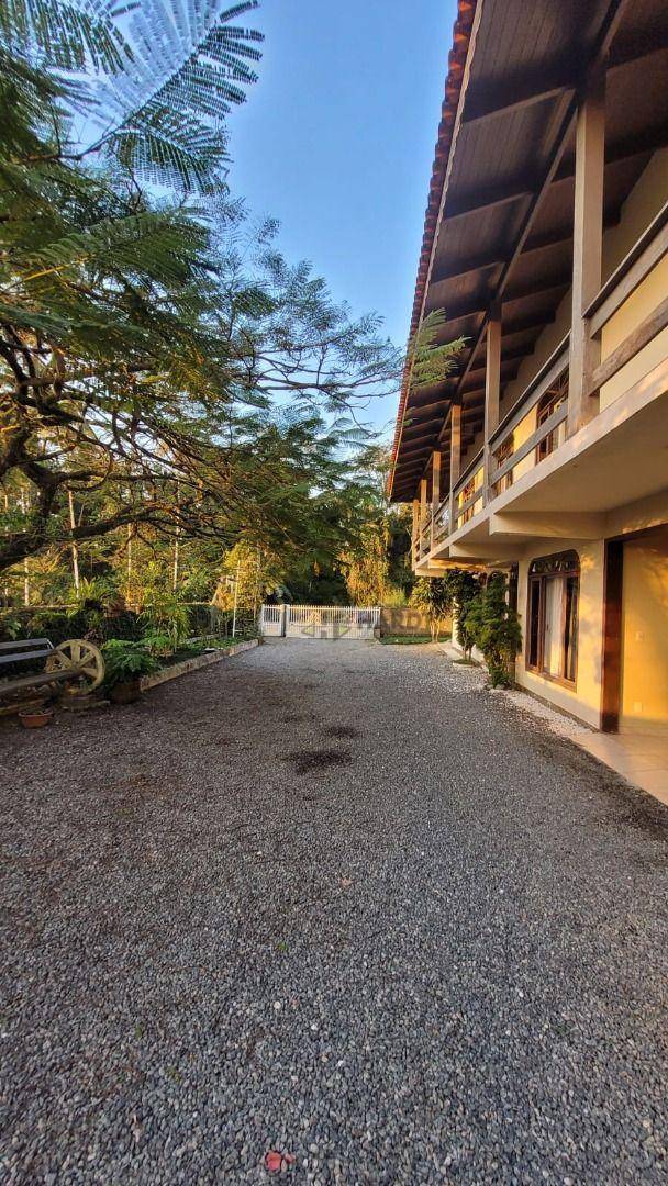 Sobrado, 4 quartos, 300 m² - Foto 2