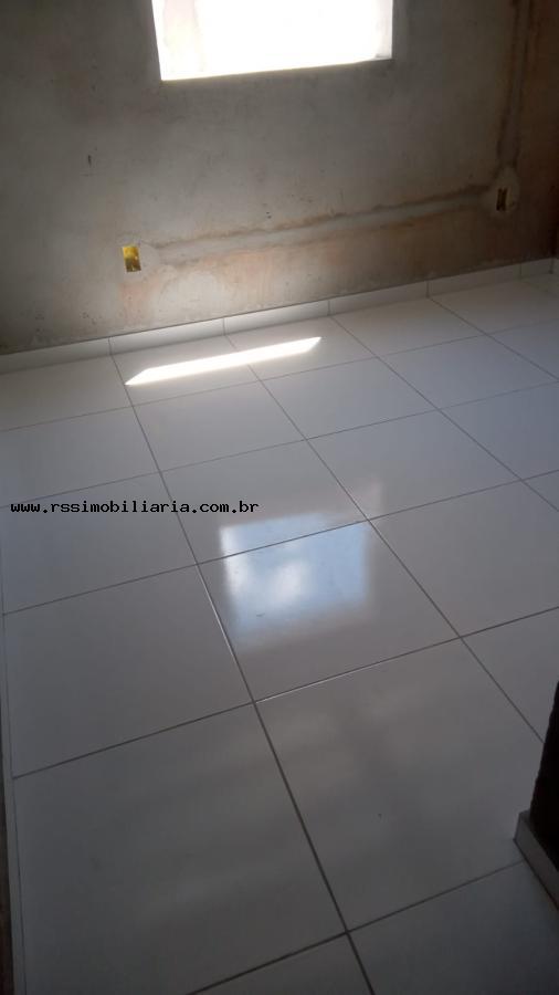 Casa à venda com 2 quartos, 54m² - Foto 5