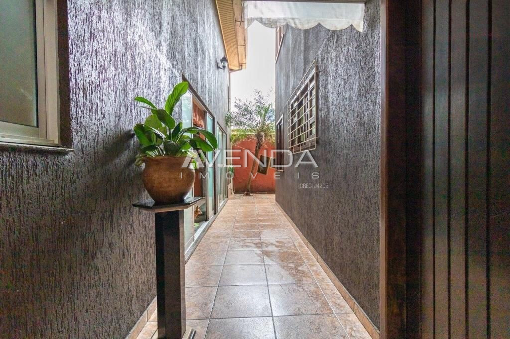 Sobrado à venda com 4 quartos, 358m² - Foto 29