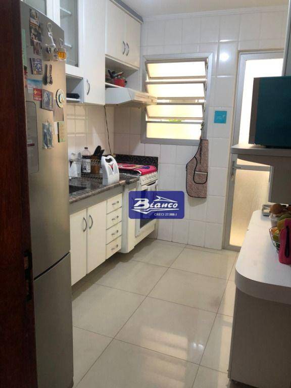 Apartamento à venda com 3 quartos, 75m² - Foto 36