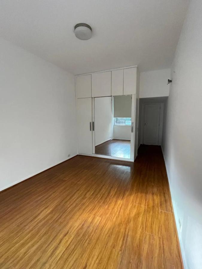 Apartamento à venda com 3 quartos, 145m² - Foto 9