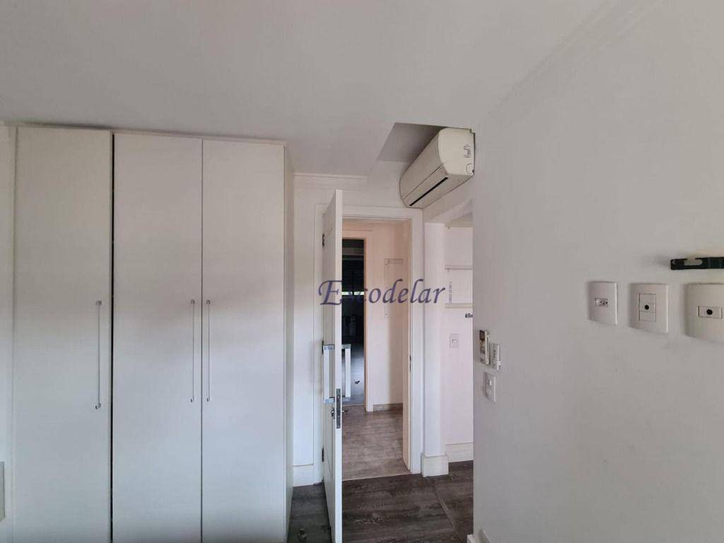 Apartamento à venda com 3 quartos, 140m² - Foto 19