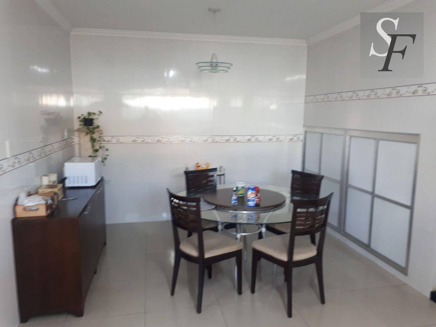 Sobrado à venda com 3 quartos, 185m² - Foto 4