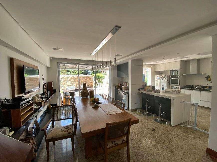 Casa à venda com 4 quartos, 400m² - Foto 9