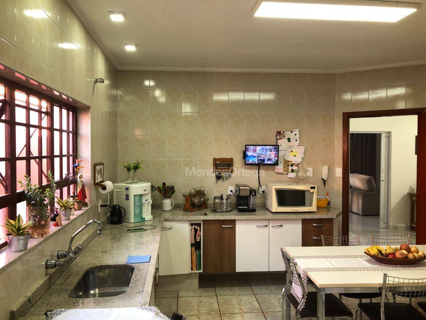 Casa à venda com 3 quartos, 304m² - Foto 28