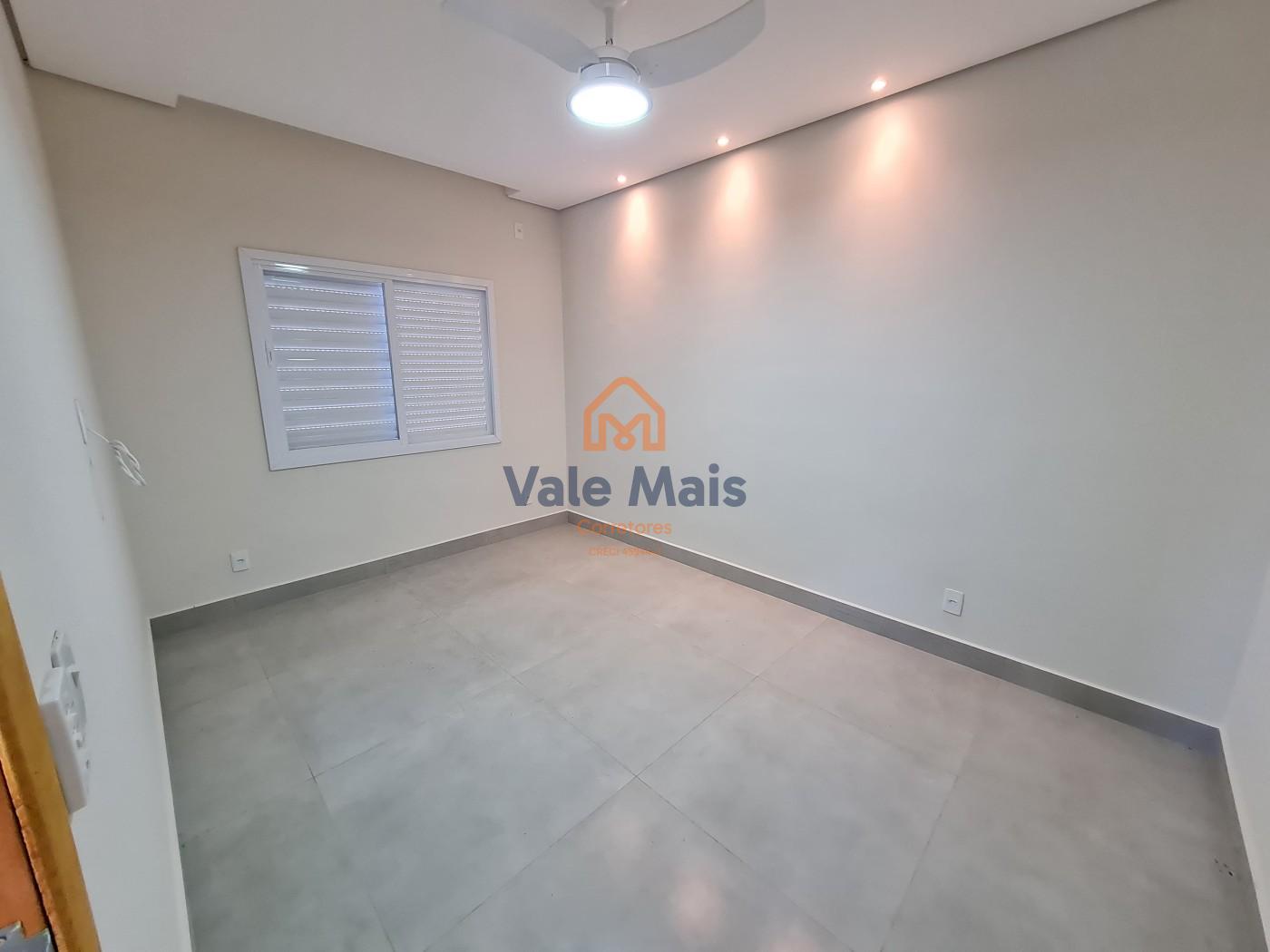 Casa à venda com 4 quartos, 200m² - Foto 11