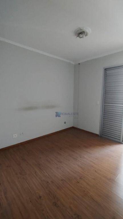 Apartamento à venda com 2 quartos, 58m² - Foto 4