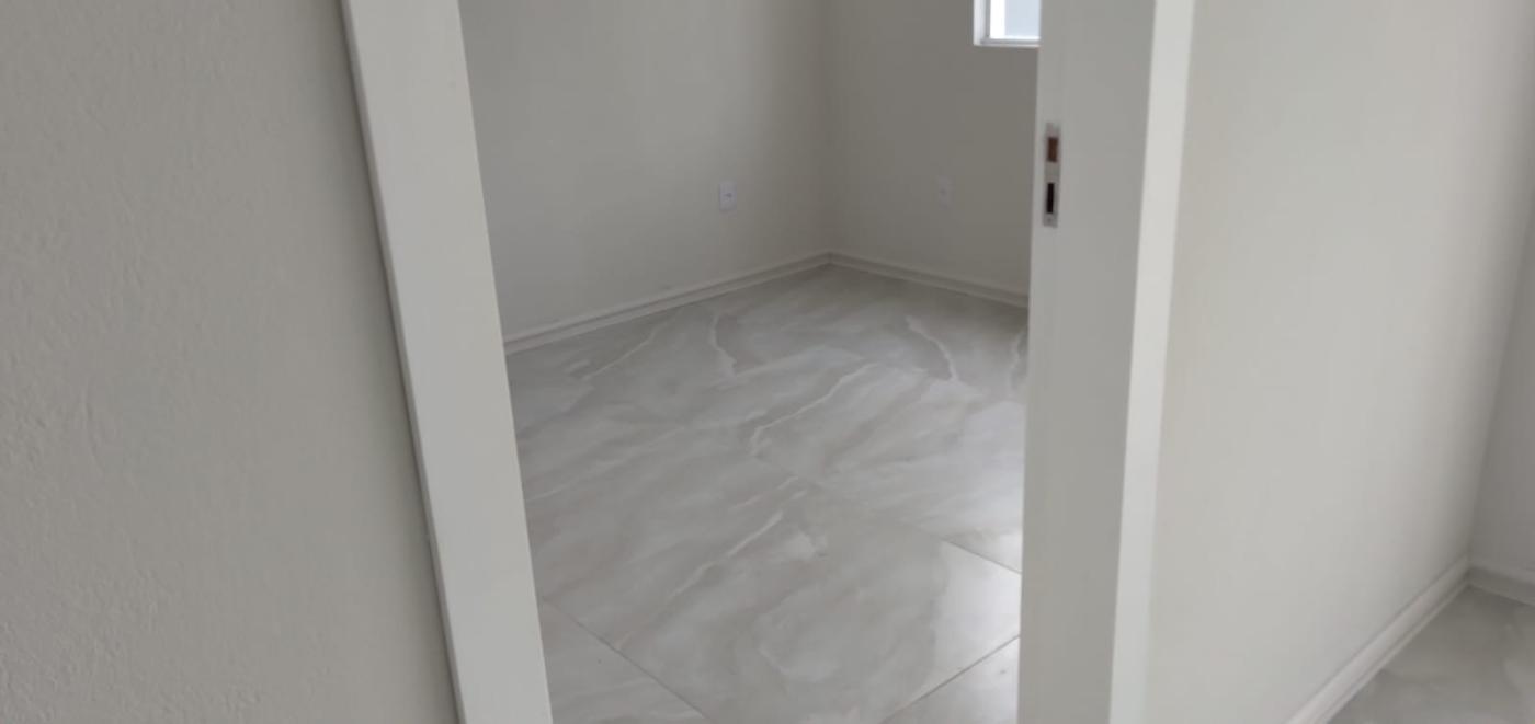 Casa à venda com 2 quartos, 82m² - Foto 10