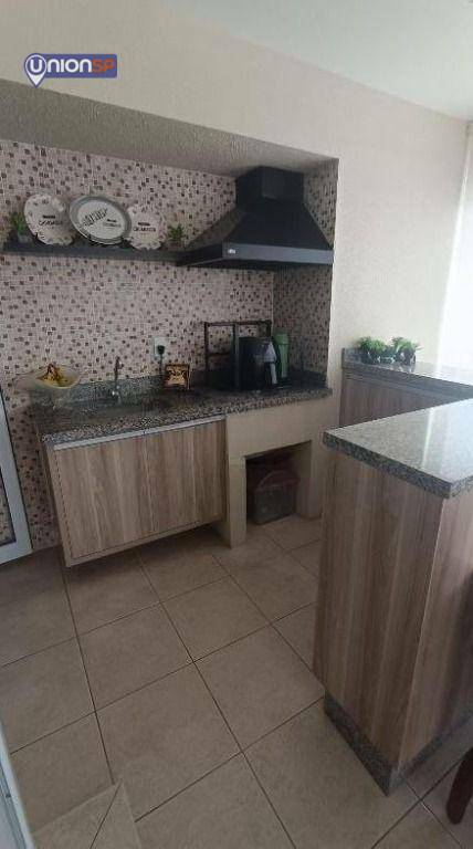 Apartamento à venda com 3 quartos, 100m² - Foto 4