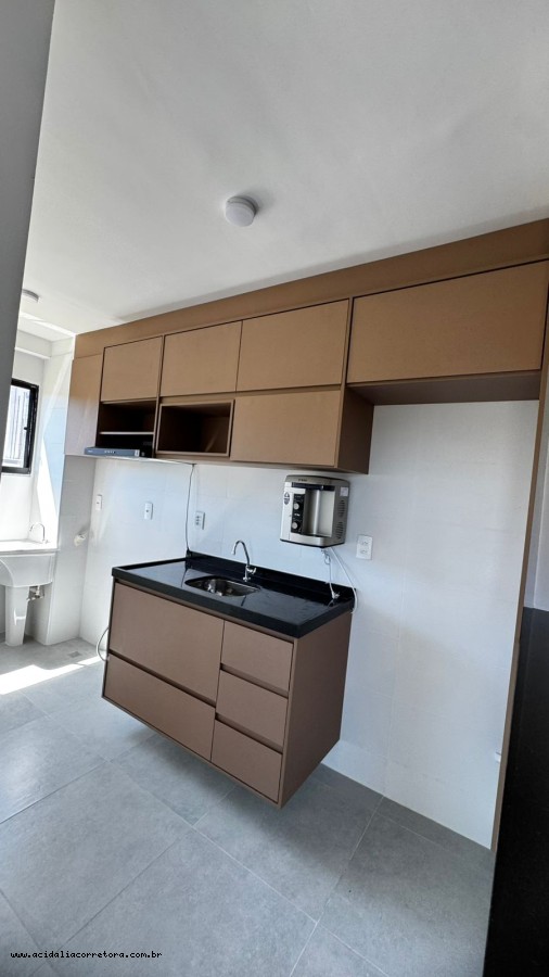 Apartamento para alugar com 2 quartos, 64m² - Foto 15