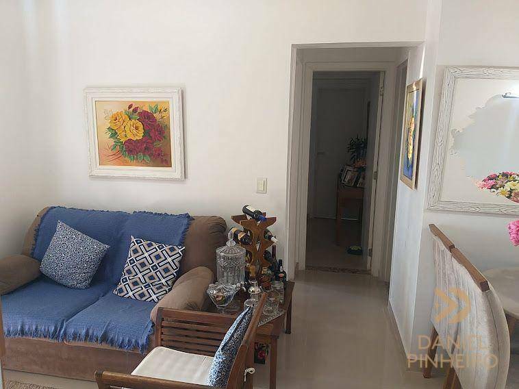 Apartamento à venda com 2 quartos, 65m² - Foto 10